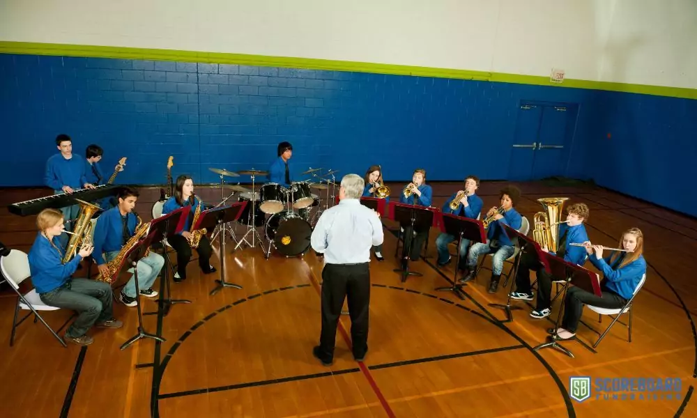 xr:d:DAFrKHd3EFE:6,j:3773289884053999656,t:23081016 high school band